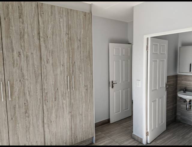 2 BEDROOM APARTMENT FOR SALE IN PARKLANDS NORTH